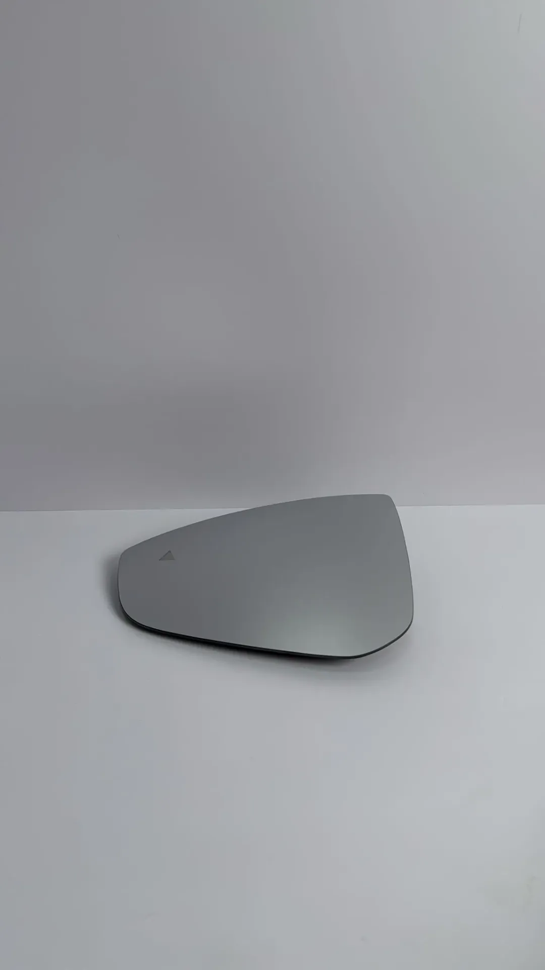 [UFEA-8202210] Mbajtëse e pasqyrës së jashtme majtas (komplet)