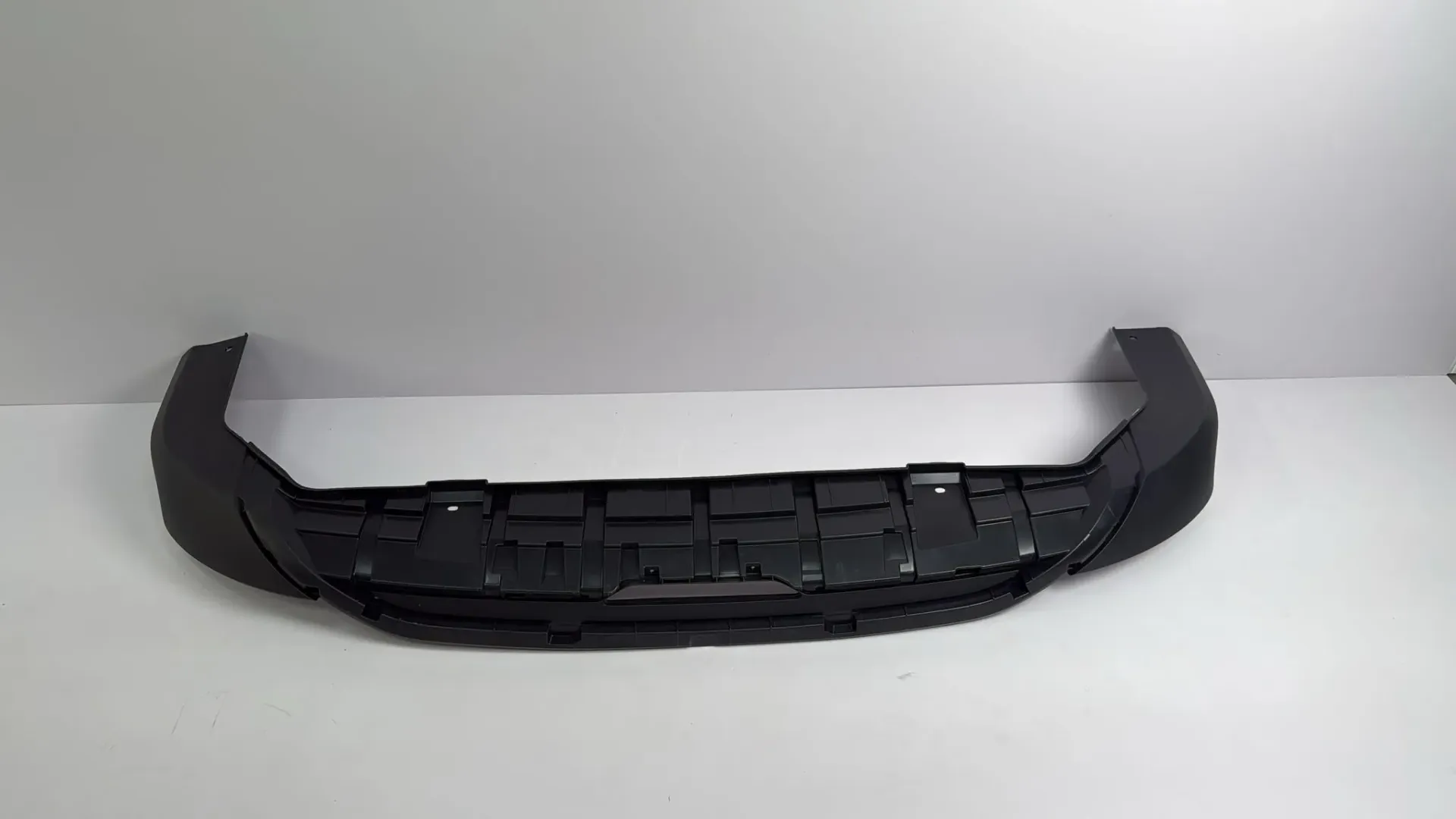 [SA3HK-2804112] Parakolp mbrapa – pjesa e poshtme (trupi)