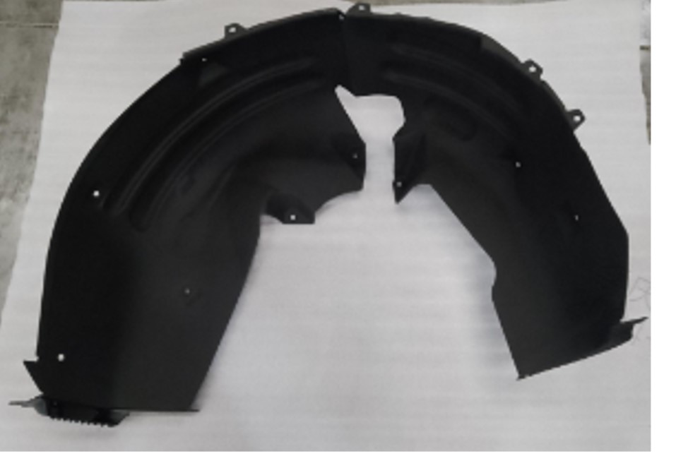 [UFEA-3102130] Mbulese e brendshme e harkut te rrotes mbrapa majtas (komplet) / Inner wheel arch cover rear left (complete)