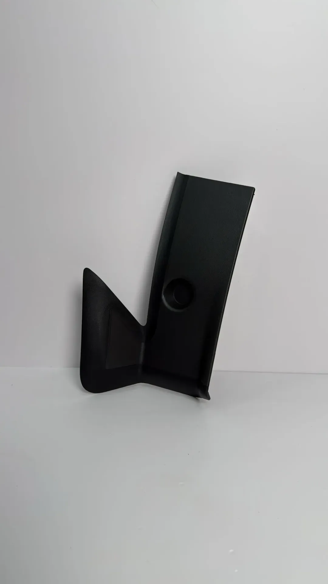 [UNEA-2804840] Pllakë mbrojtëse e stopit mbrapa djathtas (komplet)