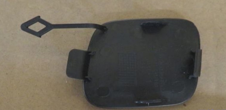 [STER-2803118] Kapak mbulues i grepit terheqes perpara / Front tow hook cover