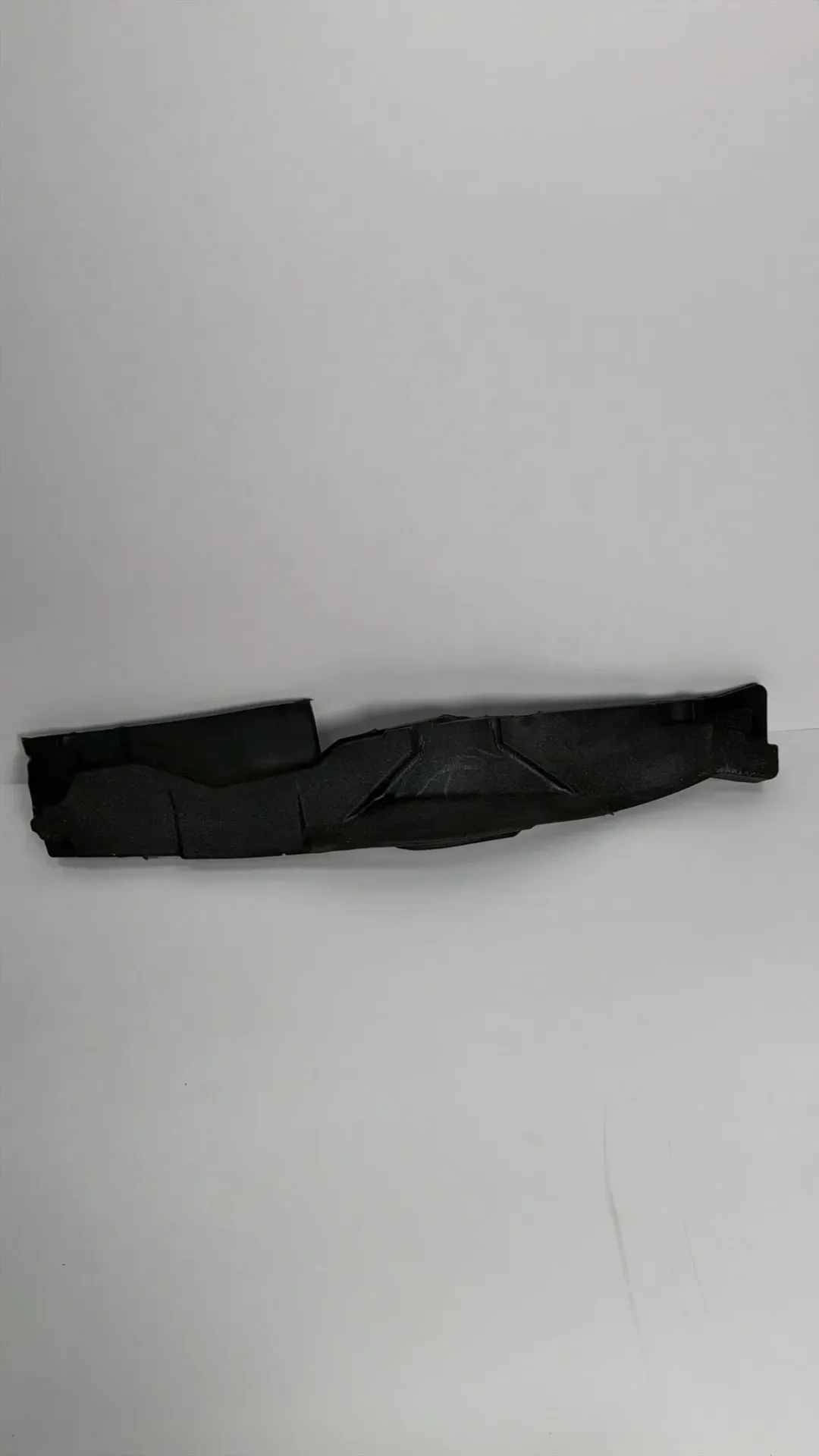 [SA3F-3102211] Mbulese e pasme e parafangos majtas / Rear left fender cover