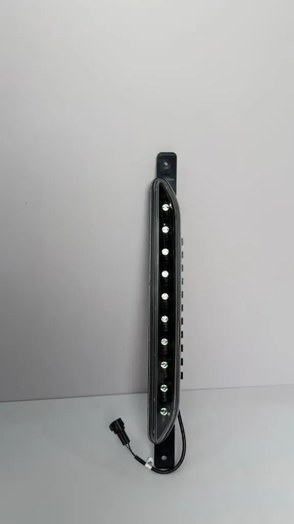 [MEH-4116300] Dritë mjegulle mbrapa