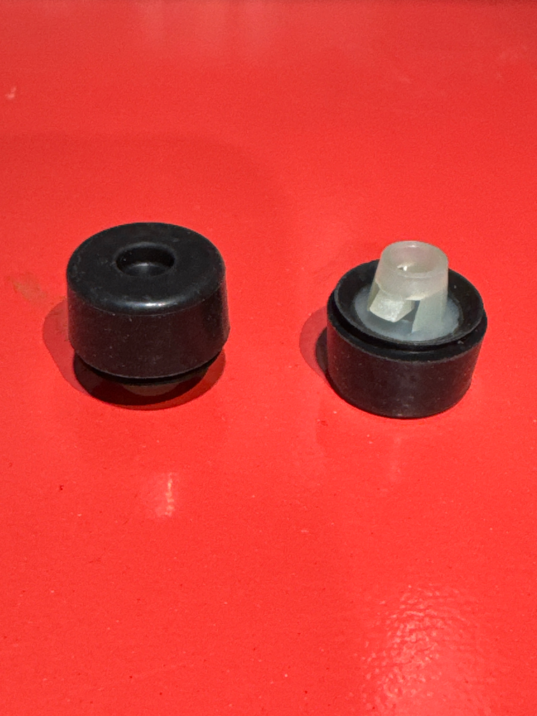 [5A-6108111] Bllok kufizues i derës përpara / Front door limiter block