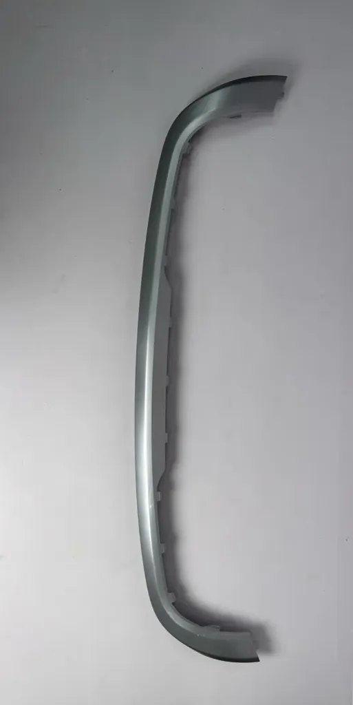 [STHA-2804123] Pjesë dekorative e pjesës së poshtme të parakolpit mbrapa M00000