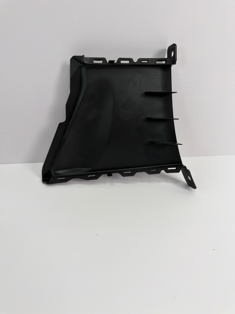 [SC2E-2803821] Marrje ajri parakolp perpara djathtas / Front right bumper air intake