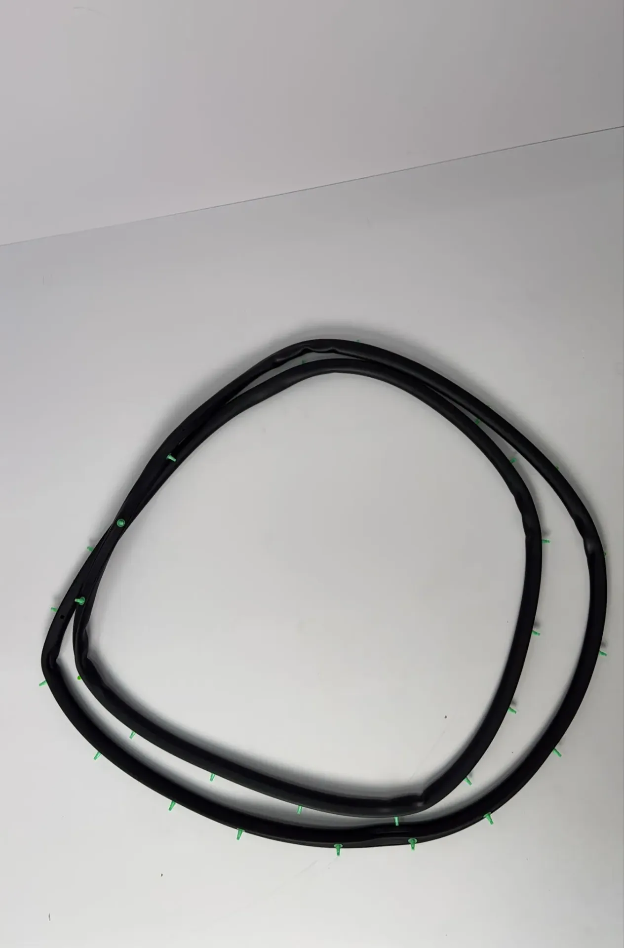 [UNE-6207112] Gomine dere mbrapa djathtas / Rear right door seal