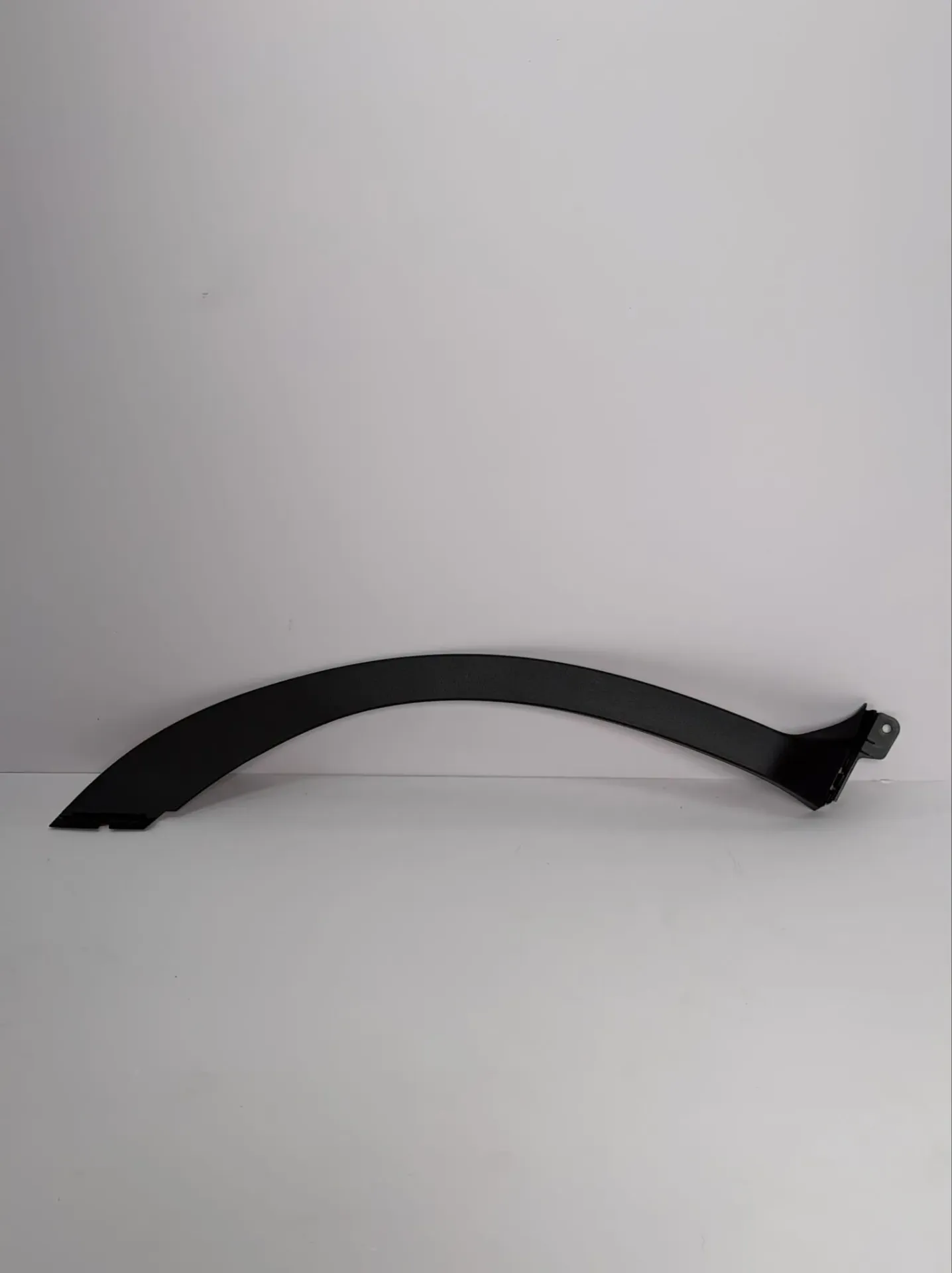 [SRHA-5302840] Panel dekorativ i harkut anesor te rrotes djathtas (komplet) / Right side wheel arch decorative panel (complete)