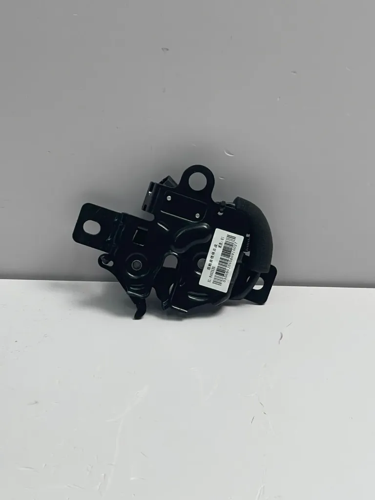 [EL-8402530] Bravë/kyç kofanoje (komplet) M00666