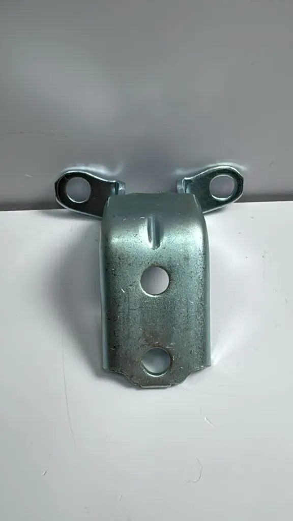 [EL-6206209] Menteshe e poshtme e deres mbrapa djathtas (komplet) / Lower right rear door hinge