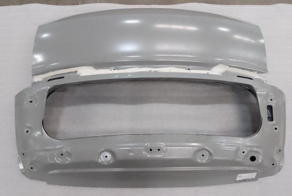 [EQEA-6301010/70-C] Kapak bagazhi (komplet) / Trunk lid