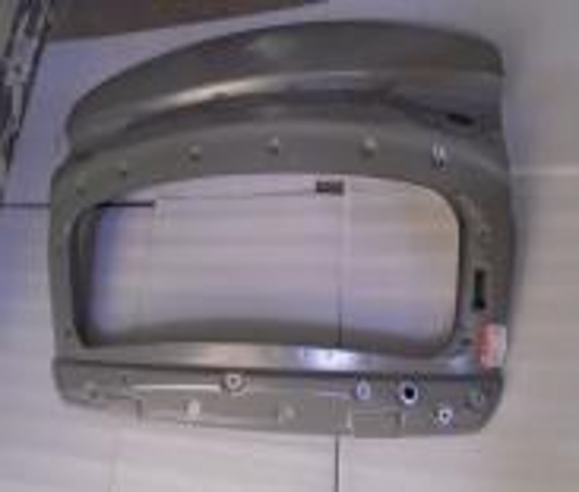 [EL-6301010/77-C] Kapak bagazhi (komplet) / Trunk lid