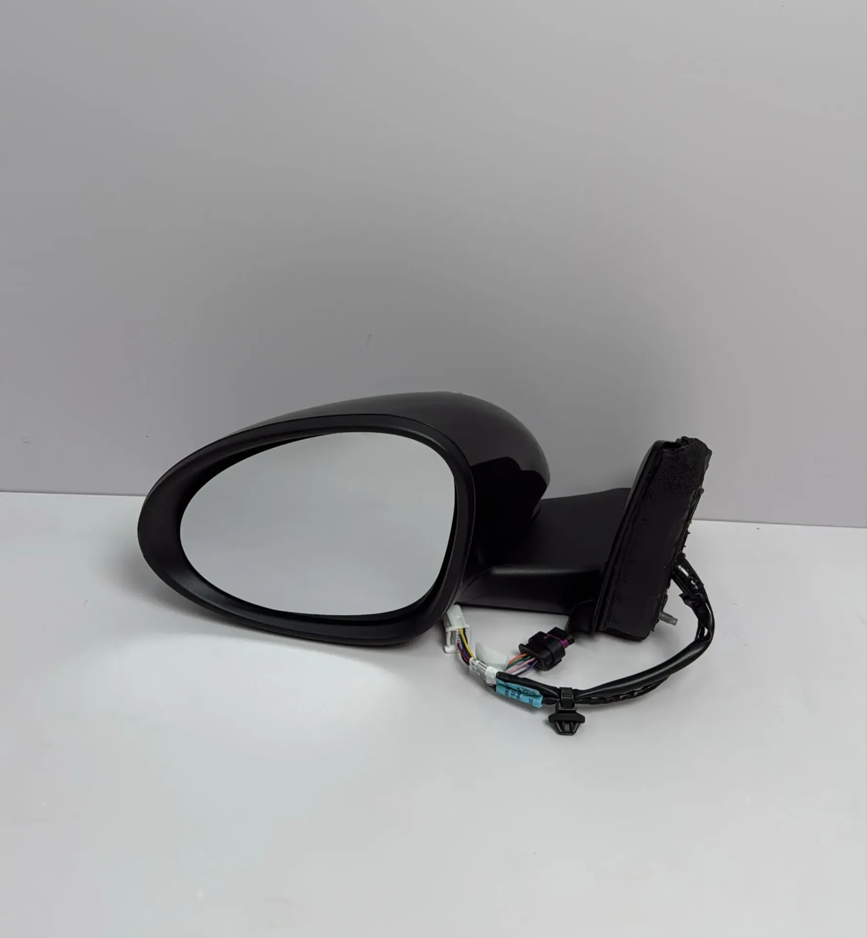 [EQEA-8202109] Pasqyre e jashtme djathtas (komplet) / Right side mirror (completed)