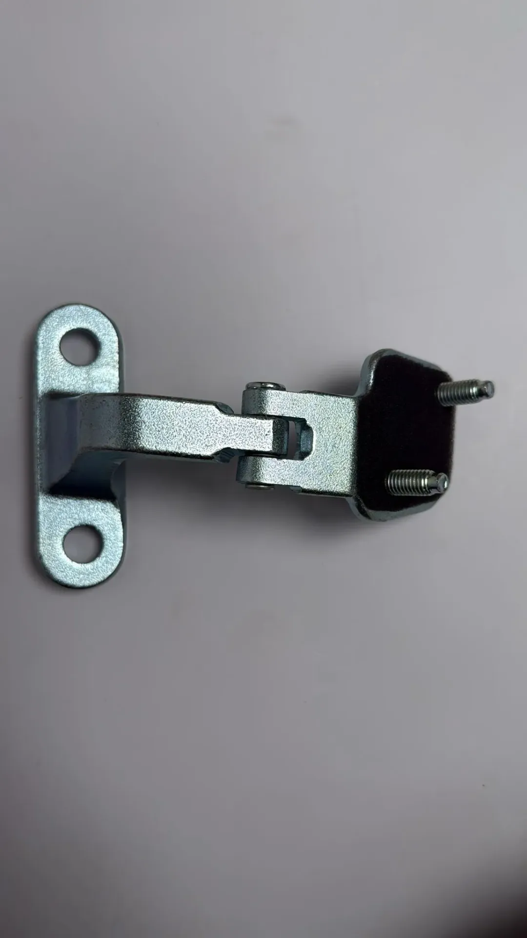 [UFEA-6306100] Menteshe e kapakut te bagazhit majtas / Left trunk lid hinge