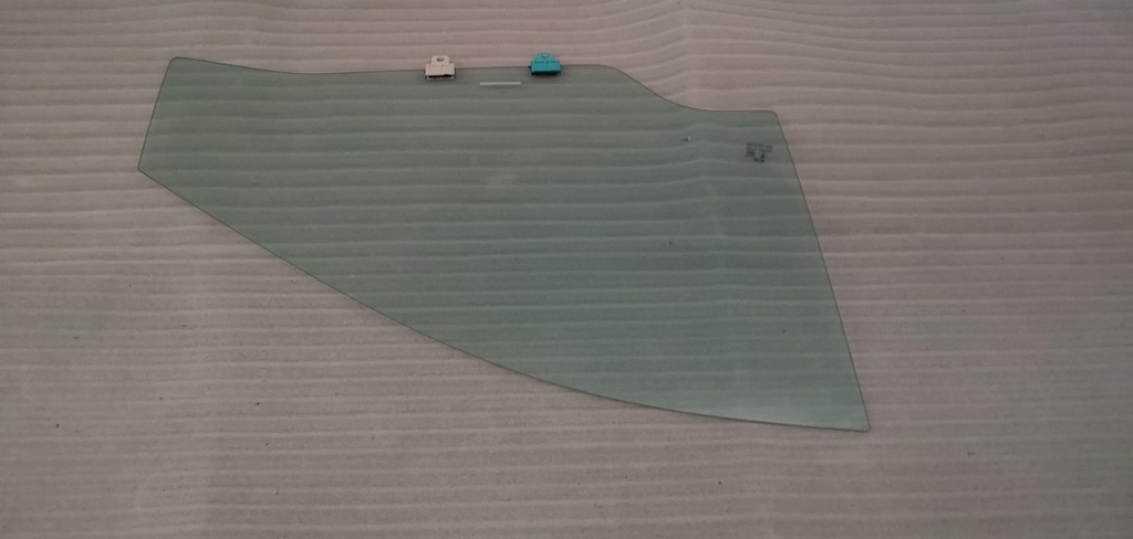 [EQEA-6103109-C] Xham i deres perpara djathtas / Front right door glass