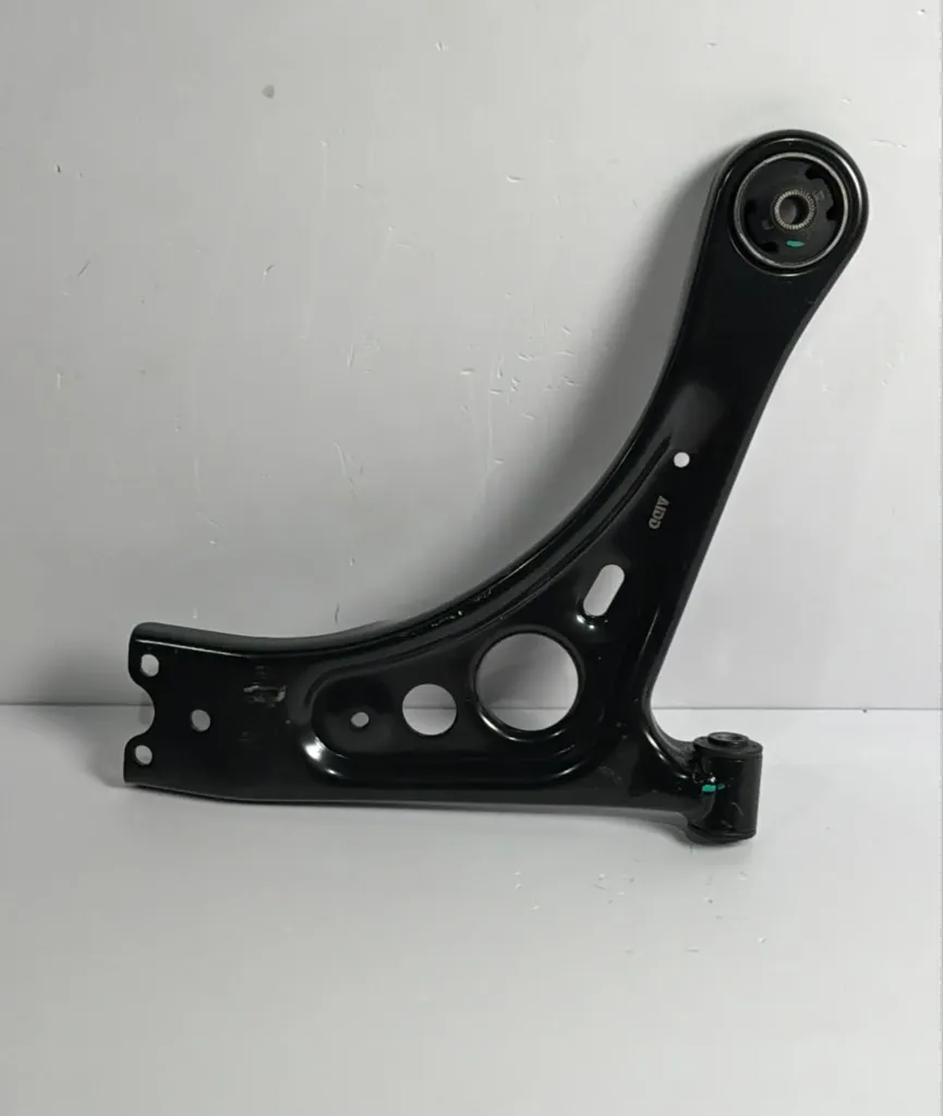 [SC2E-2904020-C] Krah poshtem i perparme djathtas (komplet) / Front lower arm right