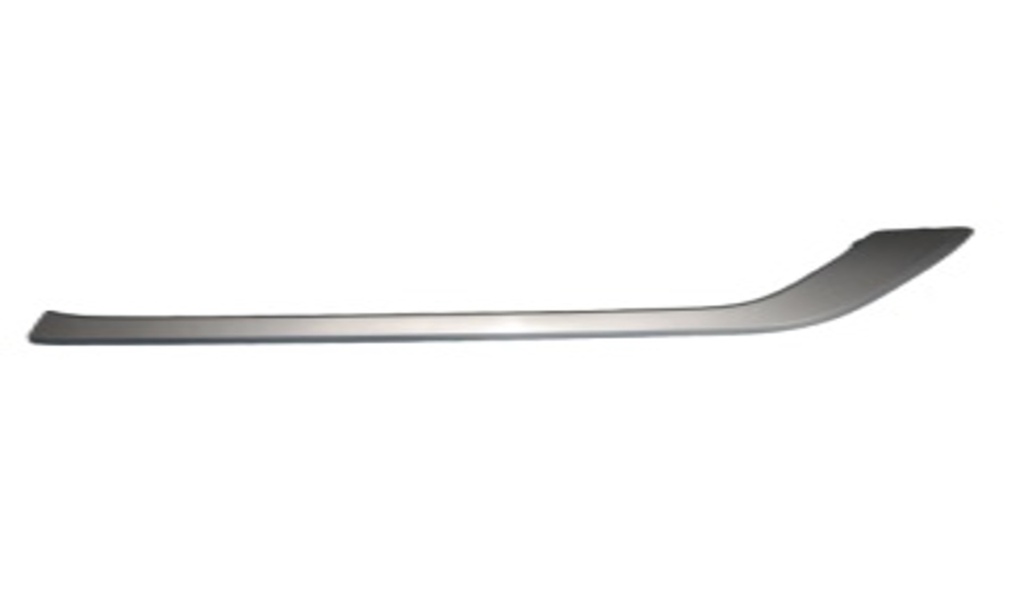 [L12G8533342UC] Shirit dekorativ argjendte i parakolpit mbrapa djathtas / Silver decorative strip rear right bumper