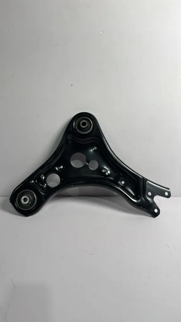 Krahu i poshtem para