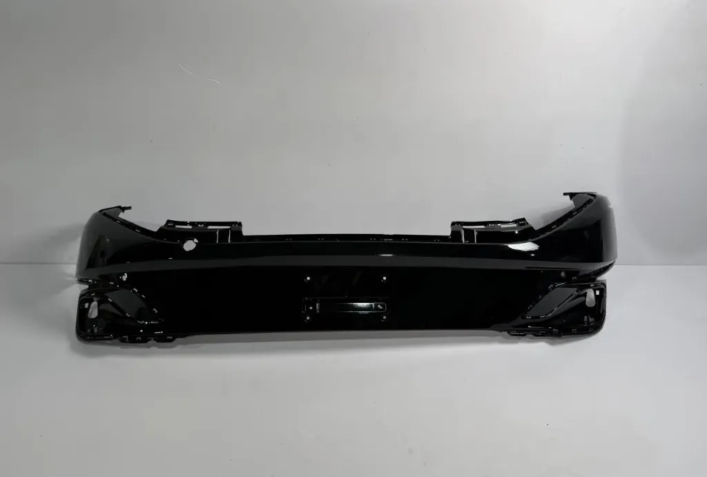 Mbrapakolp / Rear bumper