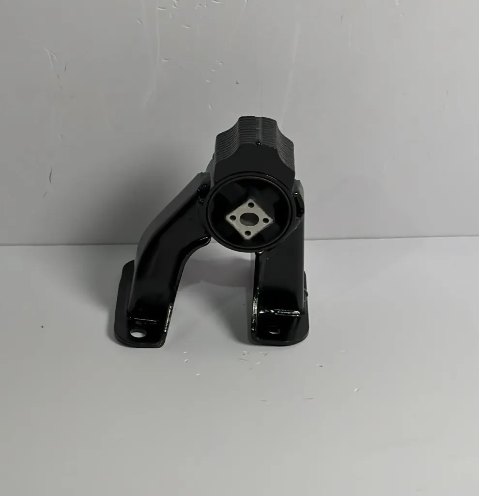 Mbajtese motorike pasem komplet / Rear engine mount