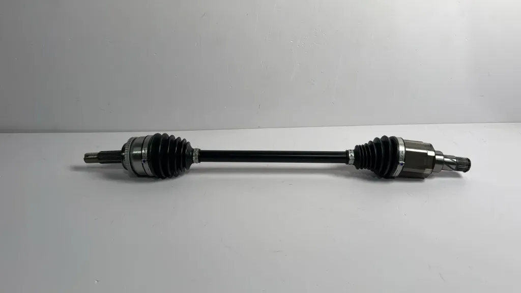 Semiaks para majtas / Left front semi axle