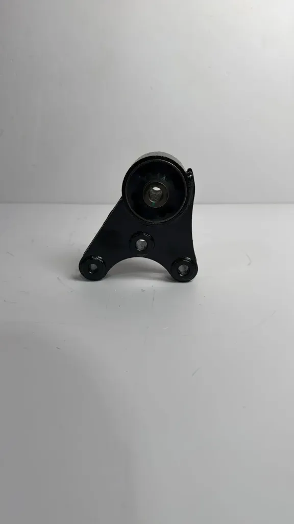 Kemb motori majtas / Engine left foot