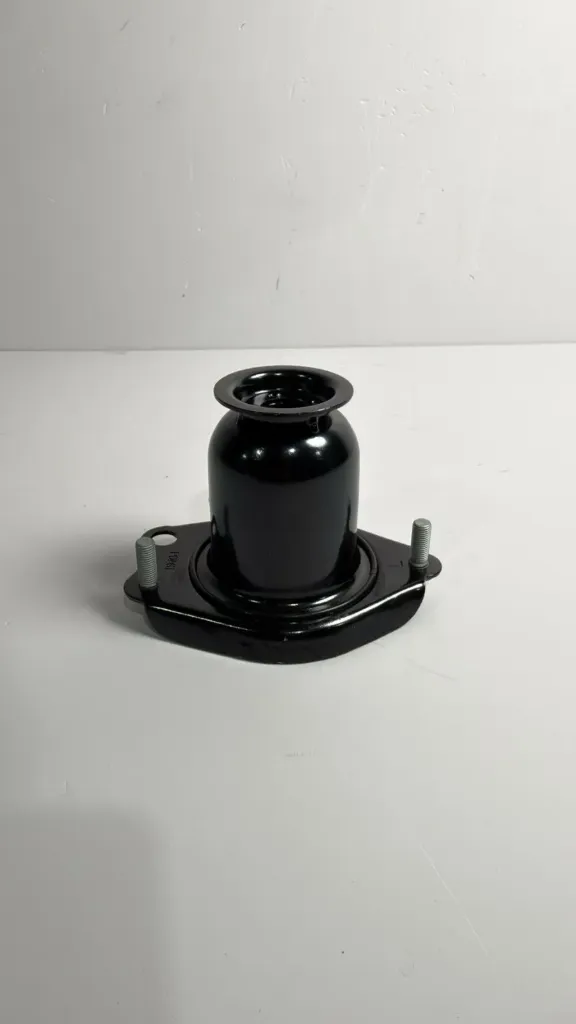 Mbajtese e siperme amortizatori mbrapa majtas / Rear left upper shock absorber bracket