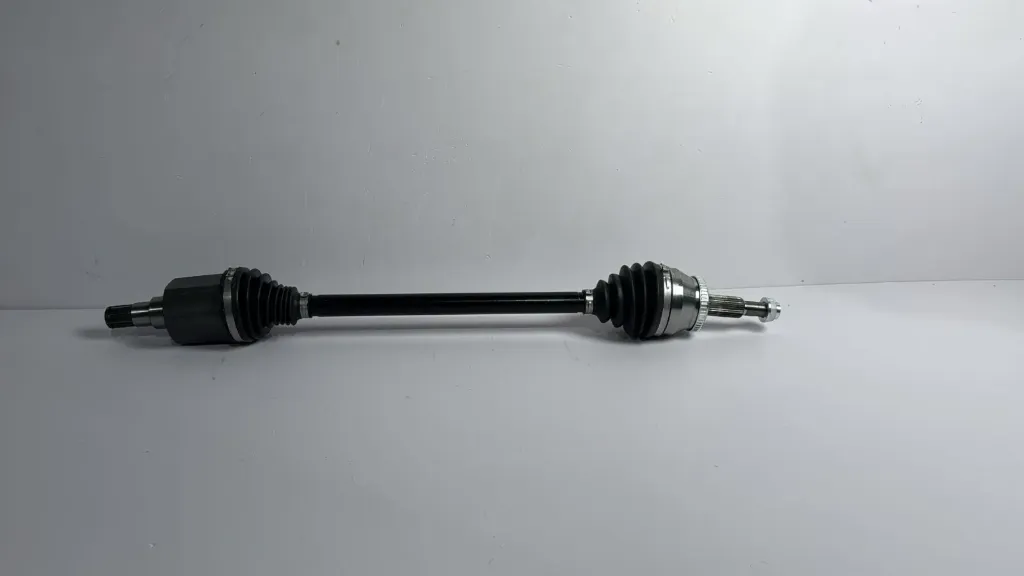 Semiaks para majtas komplet / Front left semi axle (completed)