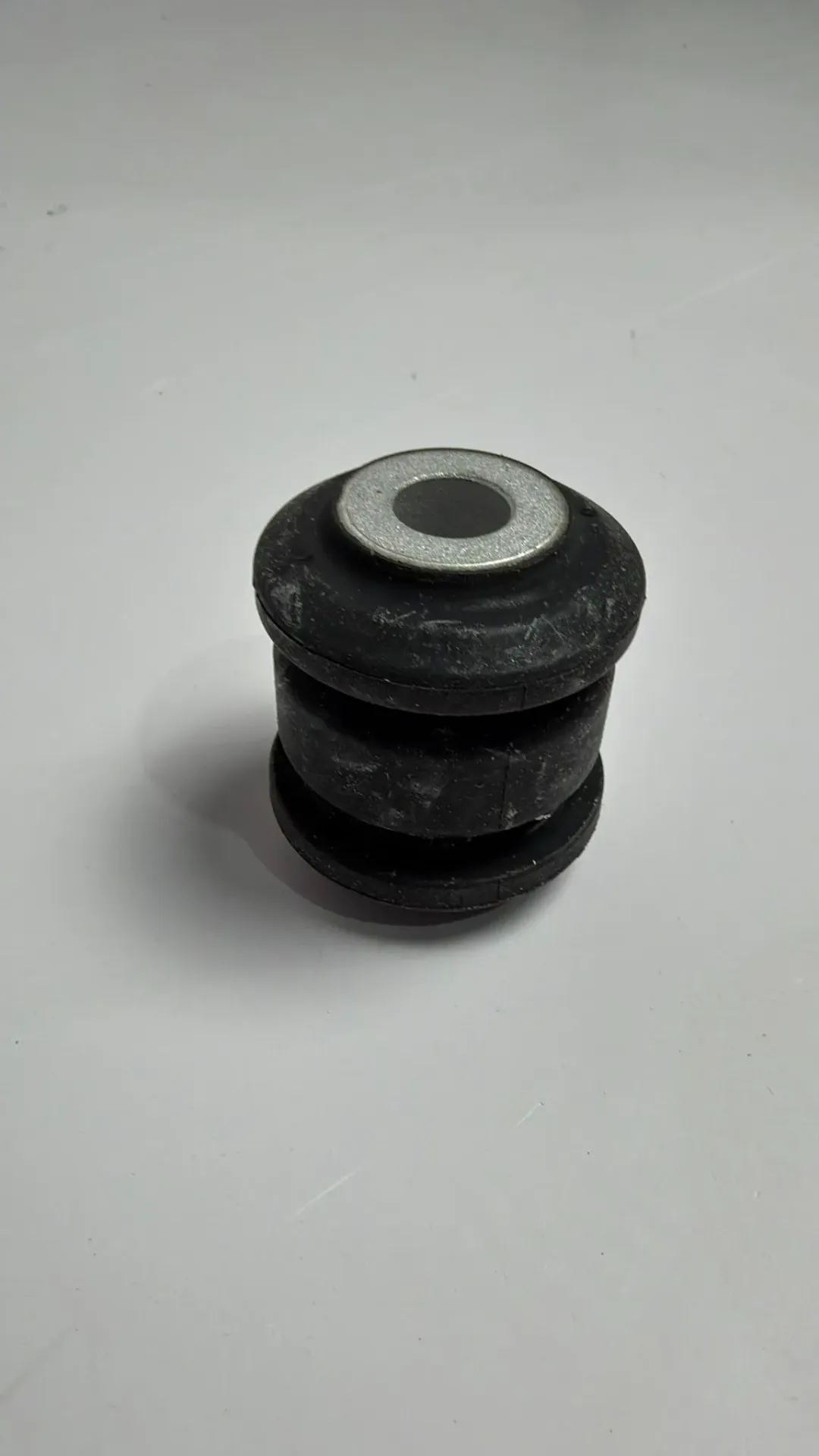 Gomine krahu terheqes / Towing arm rubber