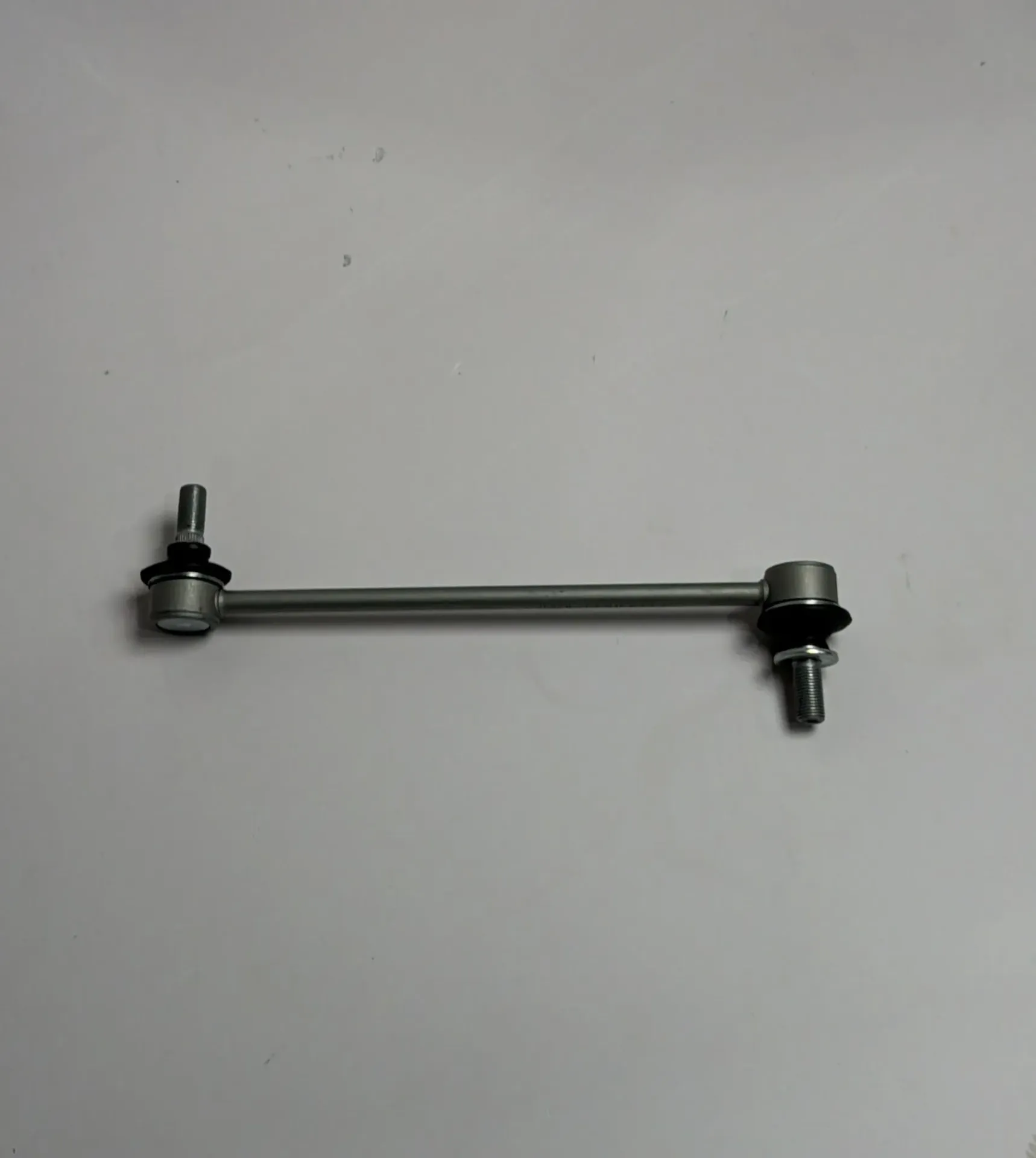 Lidhese stabilizatori para me koke sferike komplet / Front stabilizer link with ball head