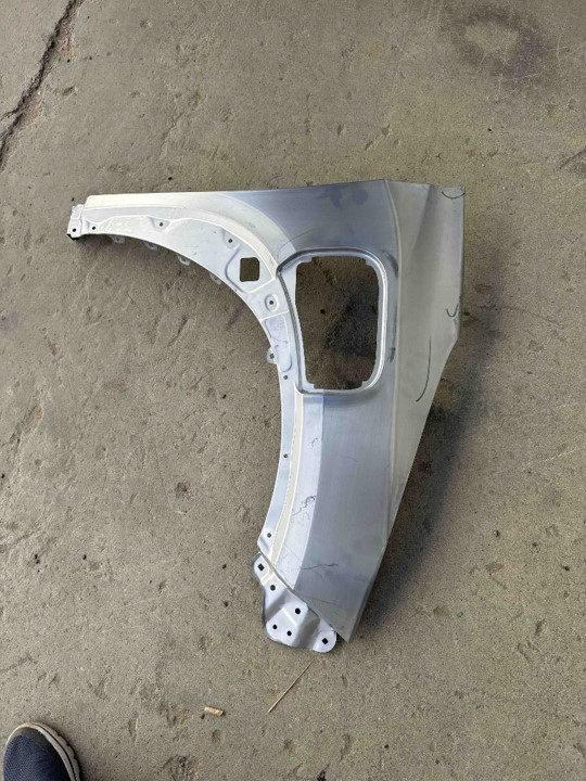 Parafango para majtas / Front left fender