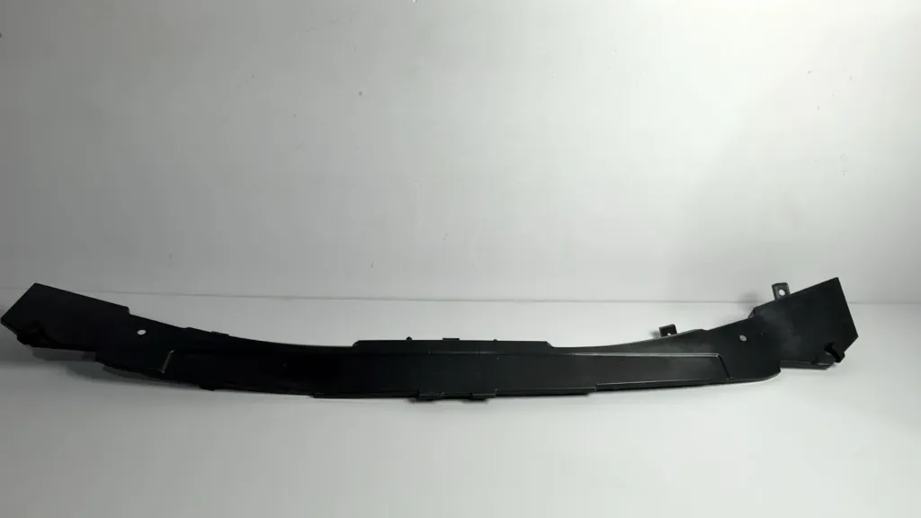 Mbrojtese e brendshme parakolpi para / Front bumper inner protection