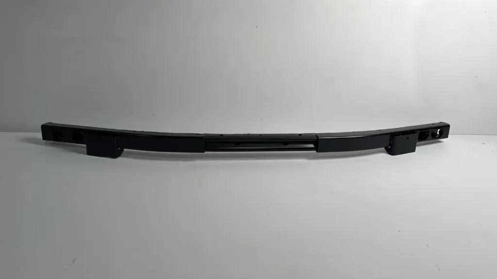 Traverse parakolpi e poshte / Lower bumper crossbar