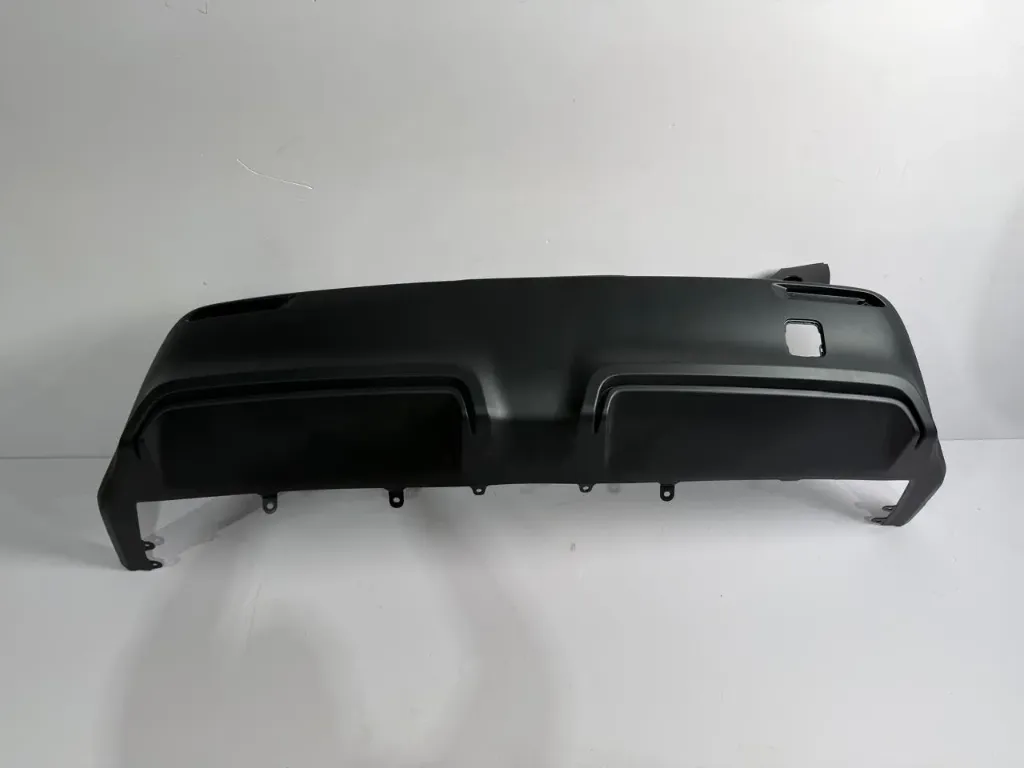 Parakolp pasem / Rear bumper