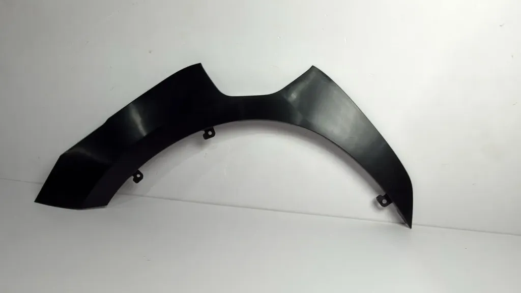 Dekor rrote para majtas