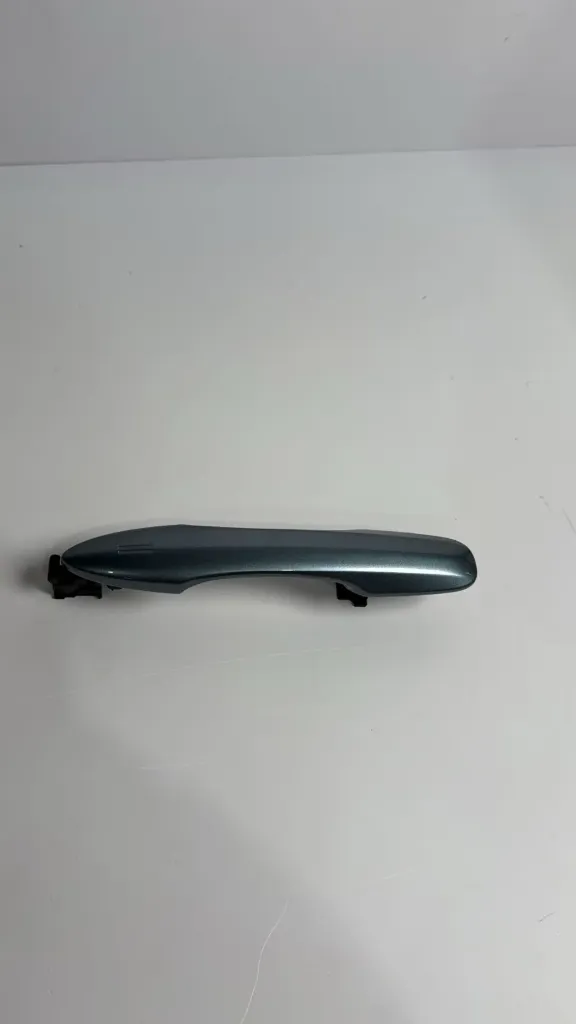 Doreze dere para djathtas / Front right door handle