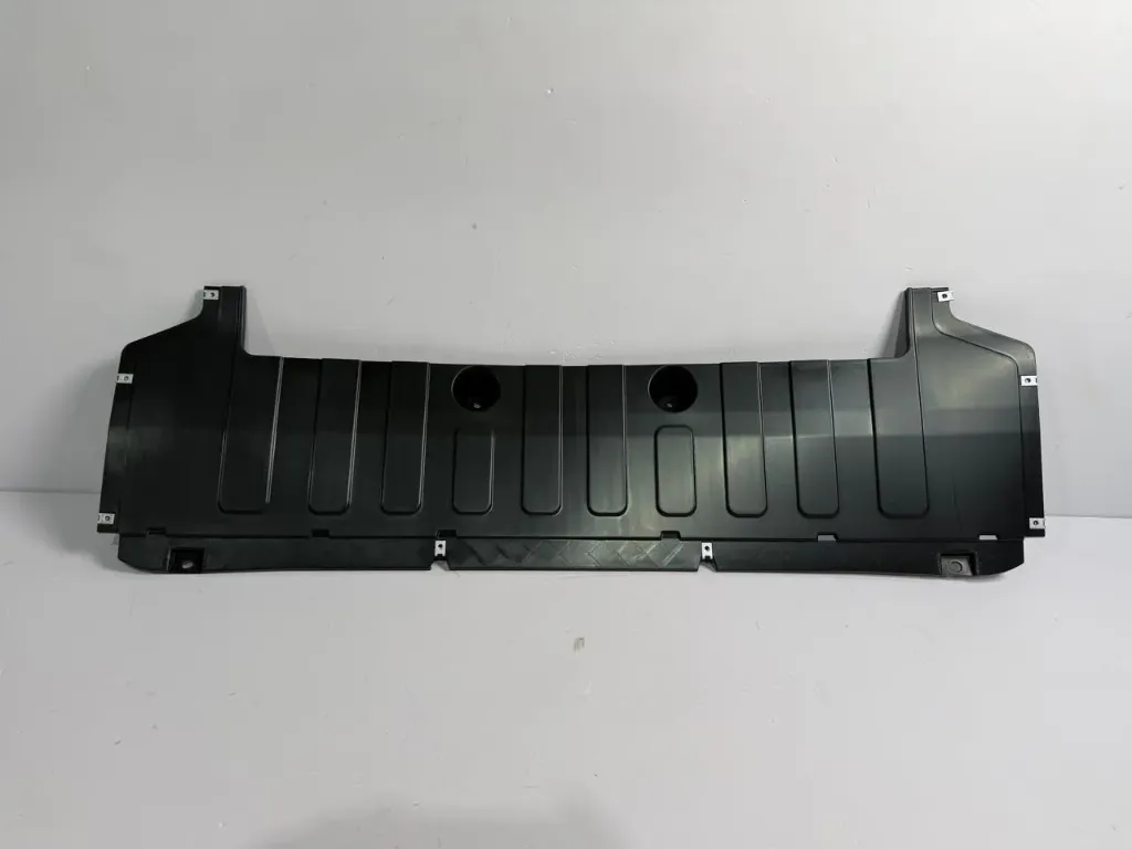 Mbrojtese poshtme parakolpi pasem / Rear bumper lower protection