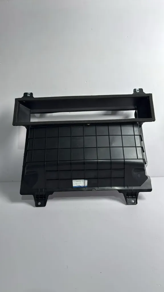 Grumbullues ajri radiatori / Air duct cover