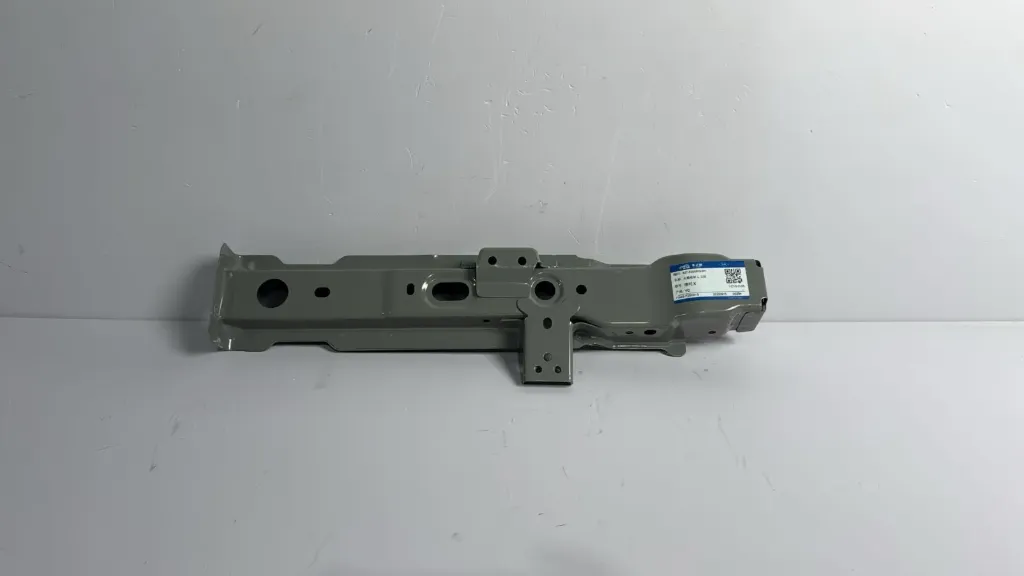 [S37-5300610-DY] Shtylle radiatori majtas