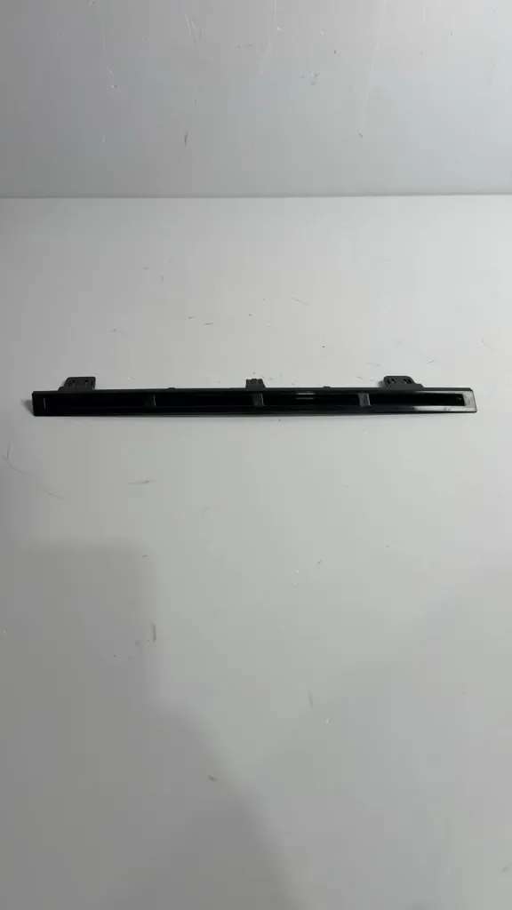 [52712-YL040] Shirit mbrojtës i anës së djathtë të parakolpit të përparmë